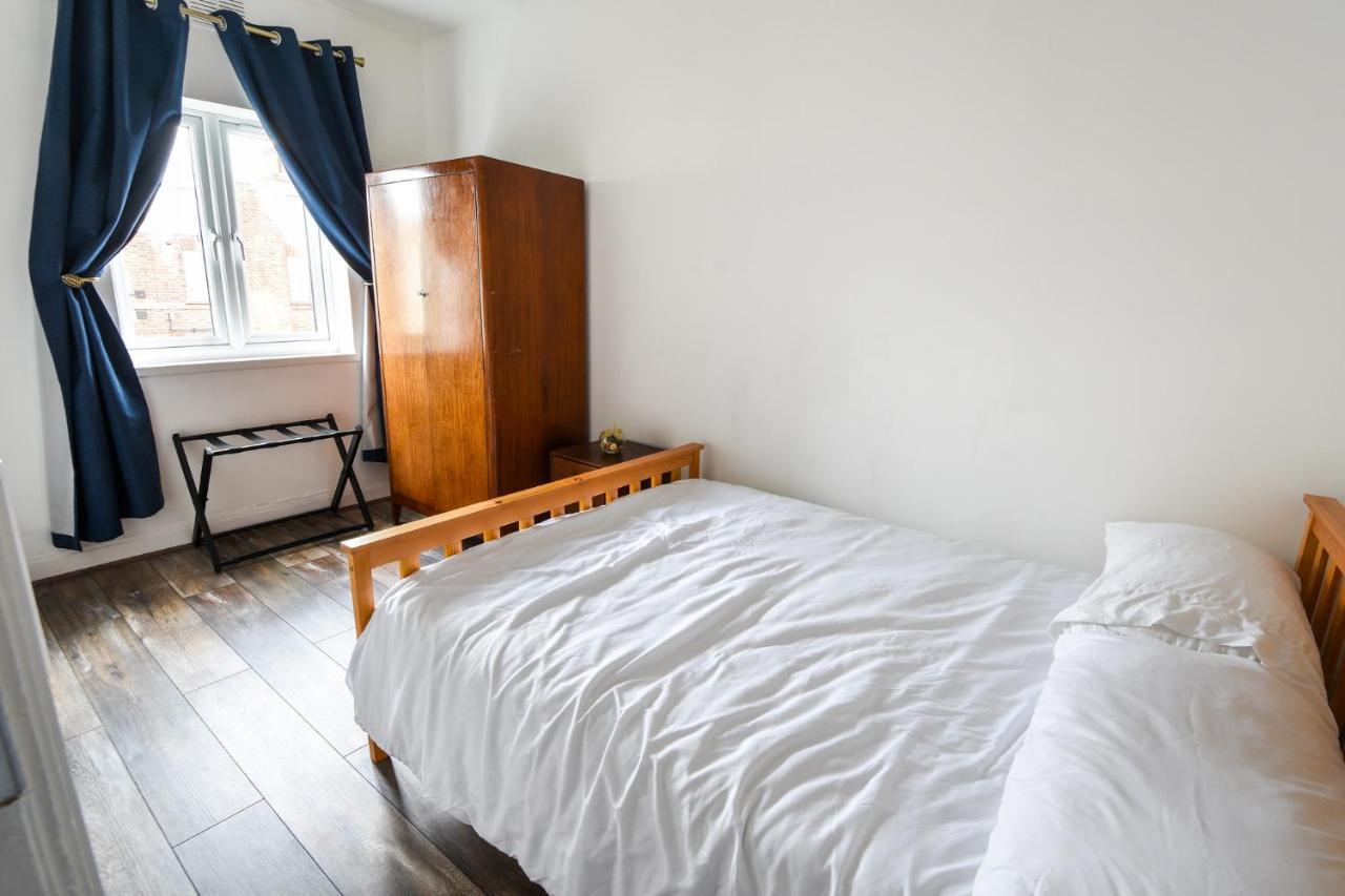 Great Spacious 2 Bedroom Flat 亨顿 外观 照片
