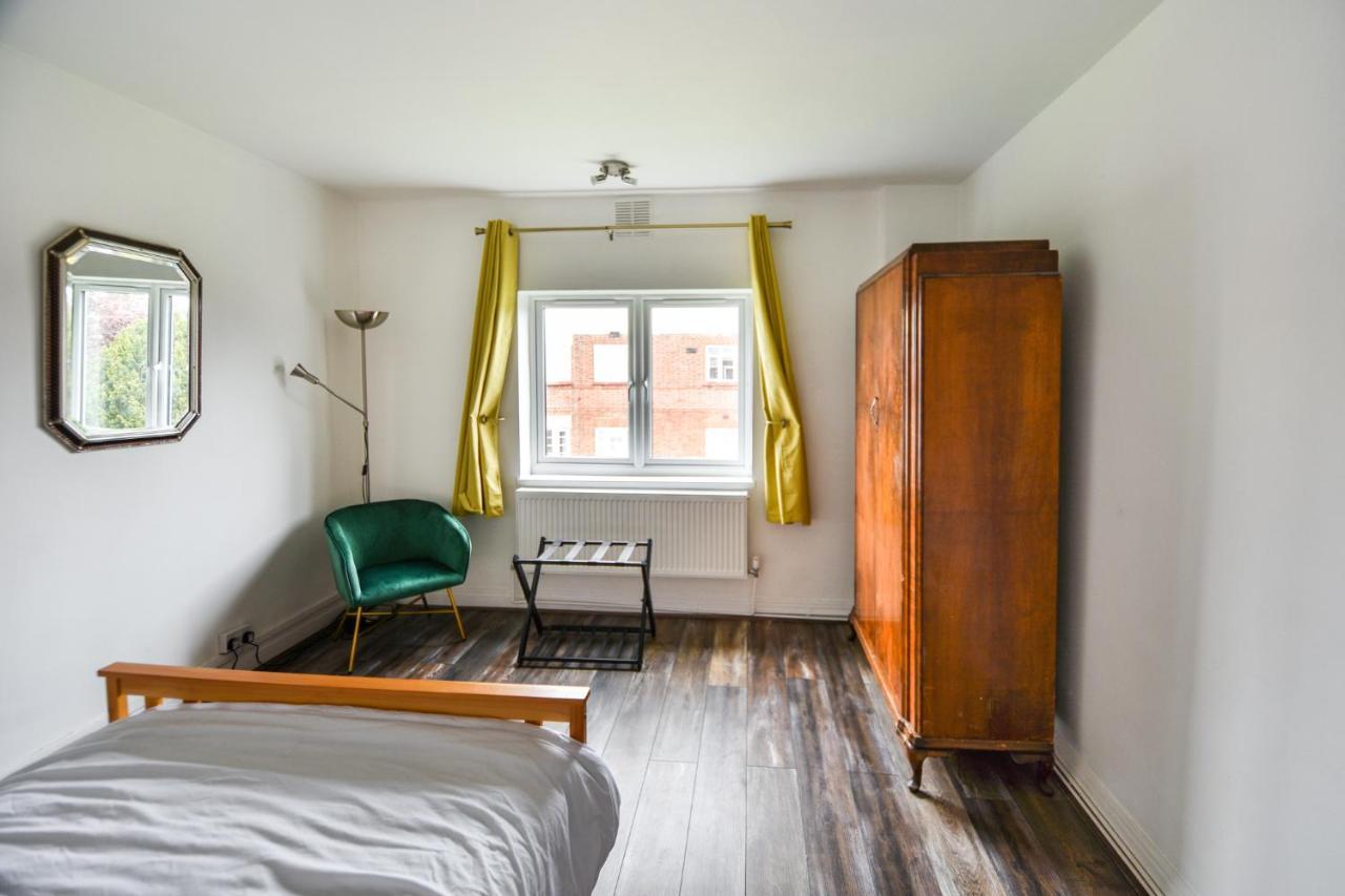Great Spacious 2 Bedroom Flat 亨顿 外观 照片